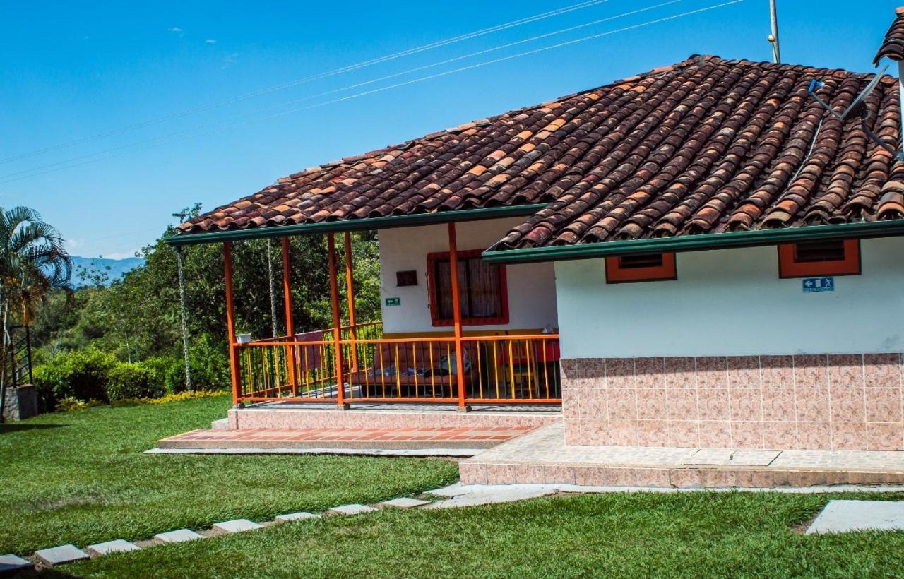 Alojamiento Campestre Hawaii Montenegro Exteriér fotografie